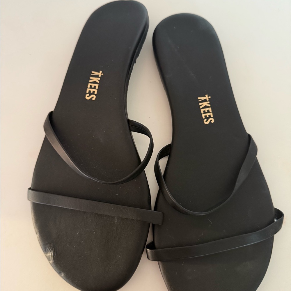TKEES Black Strappy Sandals